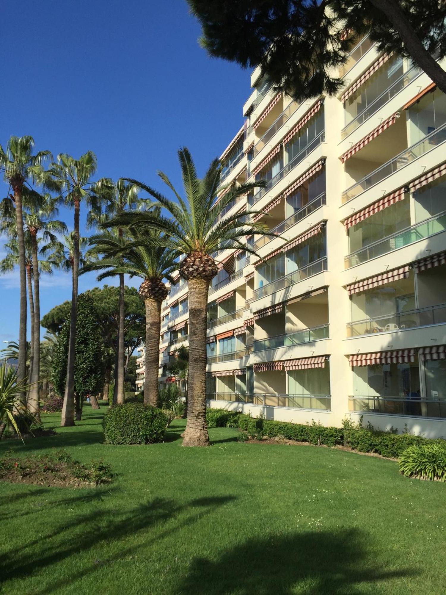 Cnossos Apartment คานส์ ภายนอก รูปภาพ
